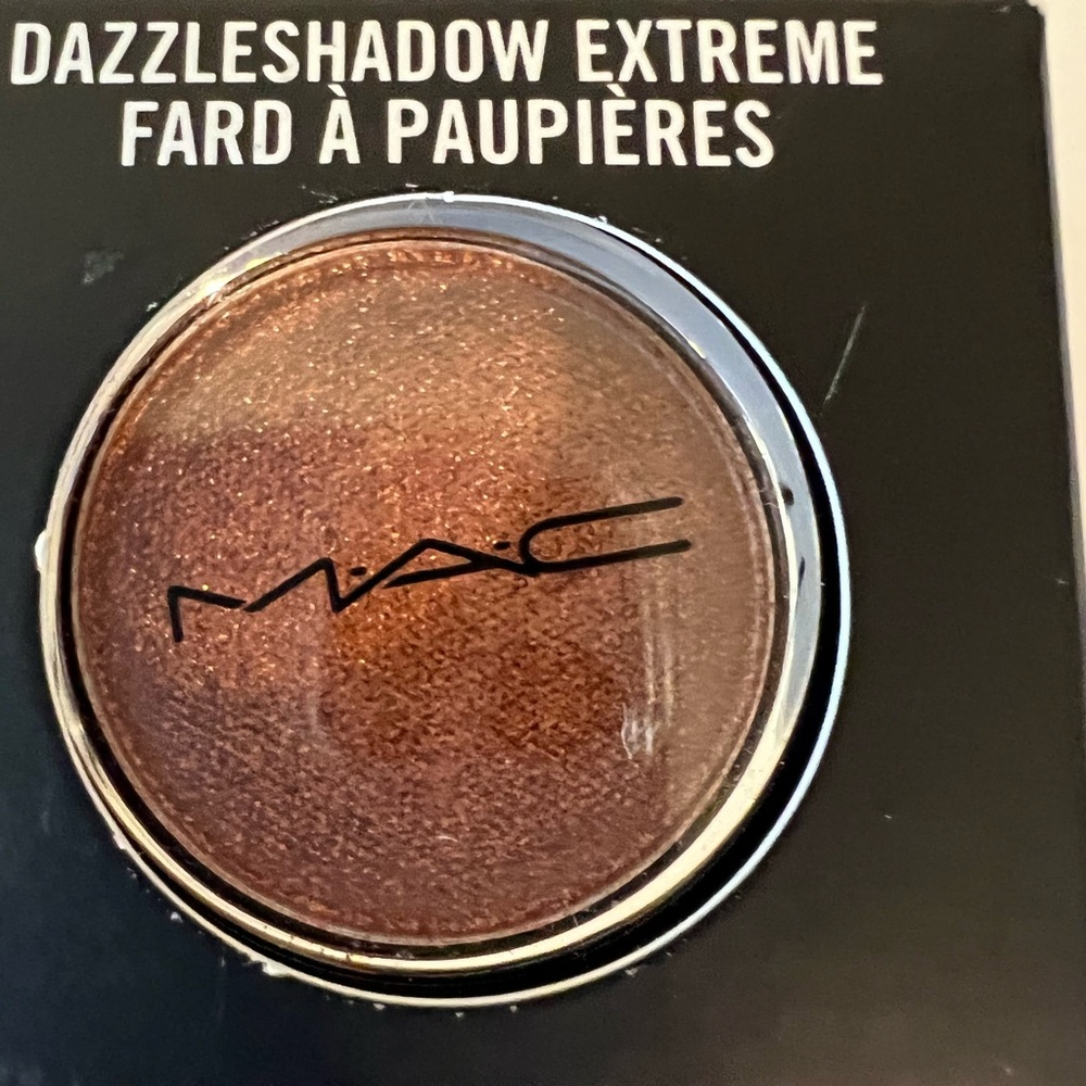 NIB MAC Couture Copper eye shadow with Free Shipping